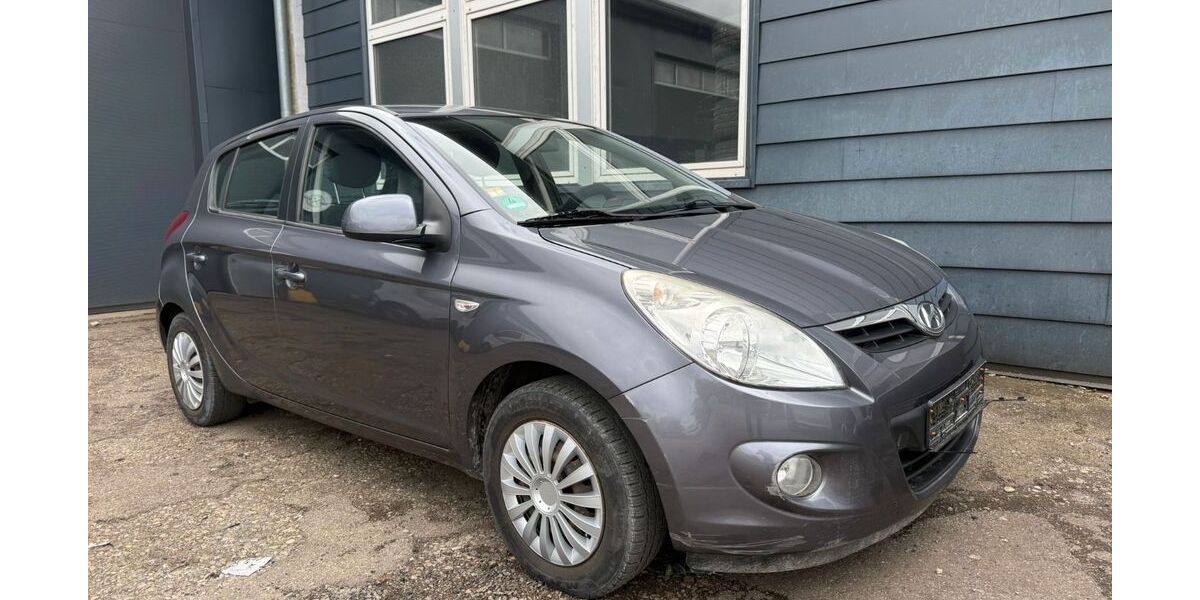 Hyundai i20 236.703 km 2.550 &euro; Neu-Ulm 89231