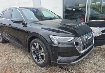Audi e-tron 69.000 km 30.999 &euro; Ichenhausen 89335