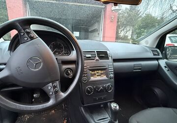 Mercedes-Benz A 180 154.800 km 3.500 &euro; Laupheim 88471