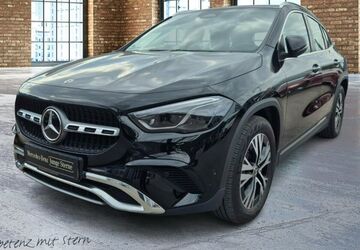 Mercedes-Benz GLA 200 33.500 km 35.880 &euro; Geislingen/ Steige 73312