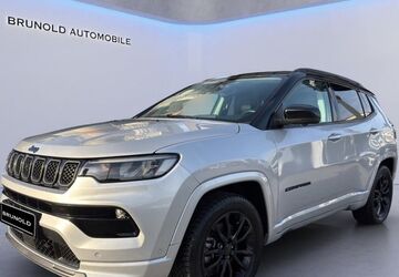 Jeep Compass 15.000 km 28.900 &euro; Ulm 89081