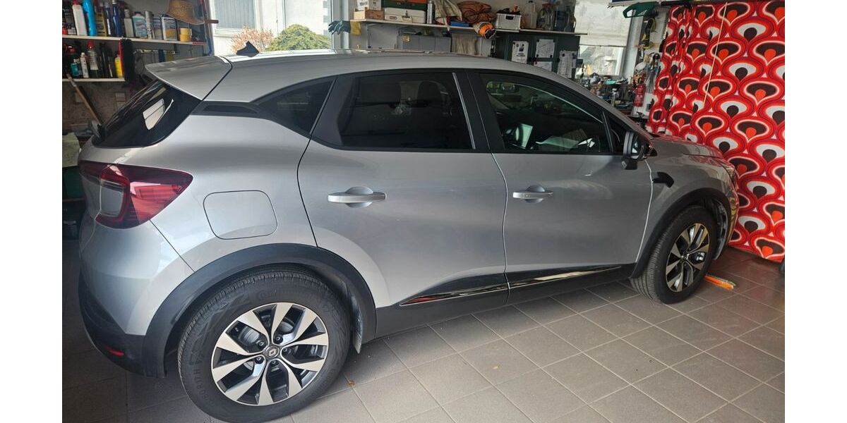 Renault Captur 6.744 km 17.500 &euro; Schwörzkirch 89604