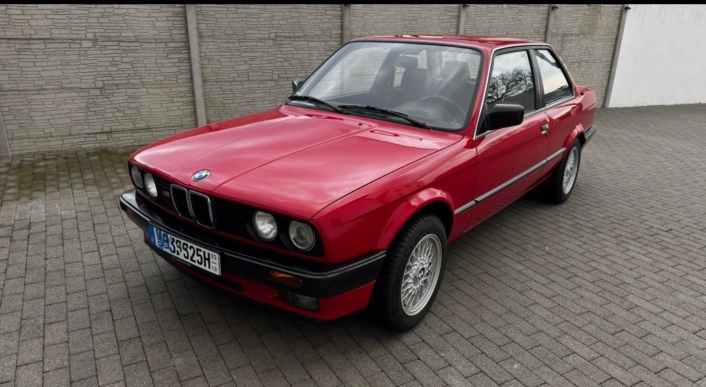 BMW 325 163.432 km 24.900 &euro; Nersingen 89278