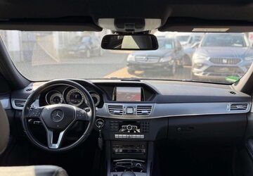 Mercedes-Benz E 250 186.000 km 15.480 &euro; Neu-Ulm 89231