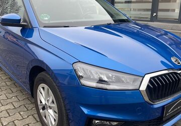 Skoda Fabia 11.887 km 18.890 &euro; Kammeltal/Egenhofen 89358