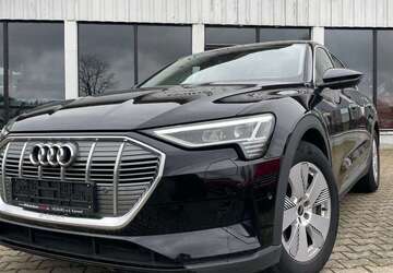 Audi e-tron 29.989 km 27.490 &euro; Neuburg 86476