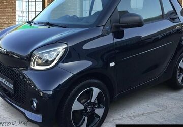 Smart ForTwo 23.890 km 17.680 &euro; Geislingen/ Steige 73312