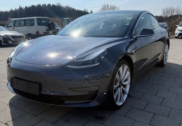 Tesla Model 3 45.000 km 22.990 &euro; Vöhringen/Illerberg 89269