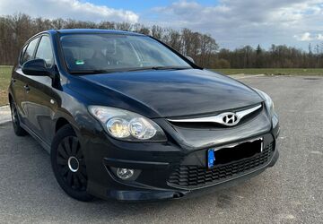Hyundai i30 203.000 km 2.400 &euro; ulm 89073