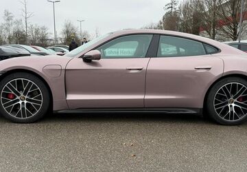 Porsche Taycan 91.000 km 59.900 &euro; Ulm 89075