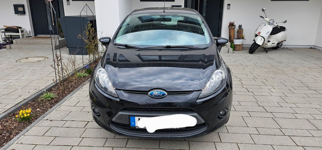 Ford Fiesta 118.564 km 3.399 &euro; Burlafingen 89233