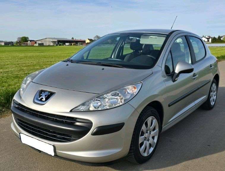 Peugeot 207 50.000 km 4.500 &euro; Ulm 89077