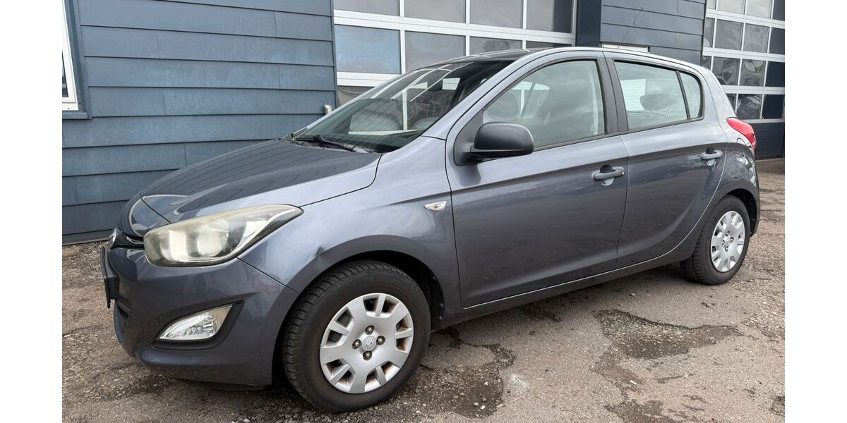 Hyundai i20 90.225 km 5.290 &euro; Neu-Ulm 89231
