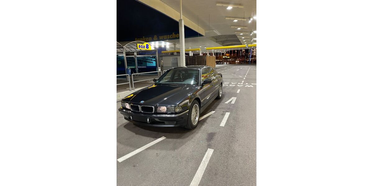 BMW 740 199.999 km 20.000 &euro; Erbach 89155