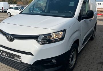 Toyota Proace City 93.954 km 10.690 &euro; Neu-Ulm 89231