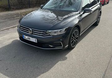 VW Passat Variant 68.000 km 19.990 &euro; Laichingen 89150