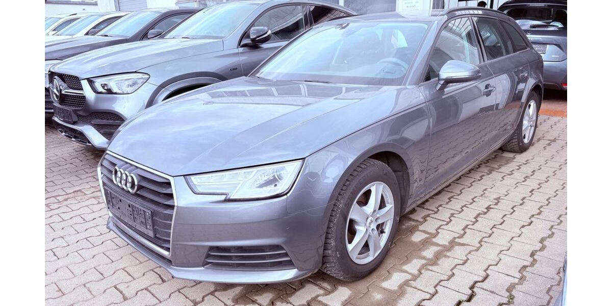 Audi A4 181.000 km 11.990 &euro; Ulm-Jungingen 89081