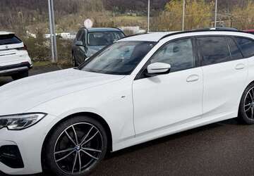 BMW 320 51.800 km 32.590 &euro; Kuchen 73329