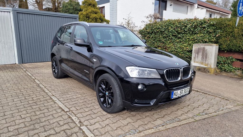 BMW X3 296.000 km 7.900 &euro; Senden 89250