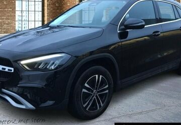 Mercedes-Benz GLA 250 23.060 km 35.290 &euro; Geislingen/ Steige 73312