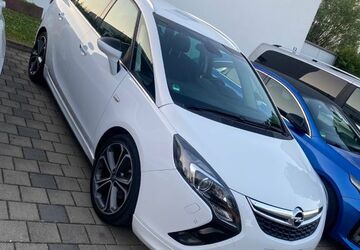Opel Zafira Tourer 154.600 km 8.490 &euro; Ulm 89075