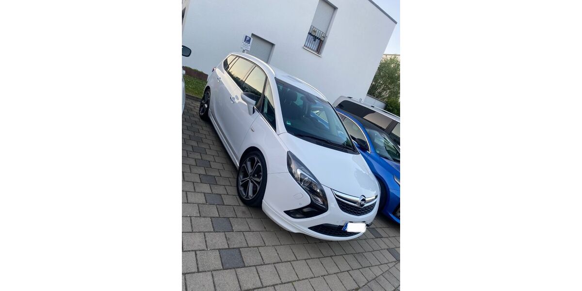 Opel Zafira Tourer 154.600 km 8.490 &euro; Ulm 89075