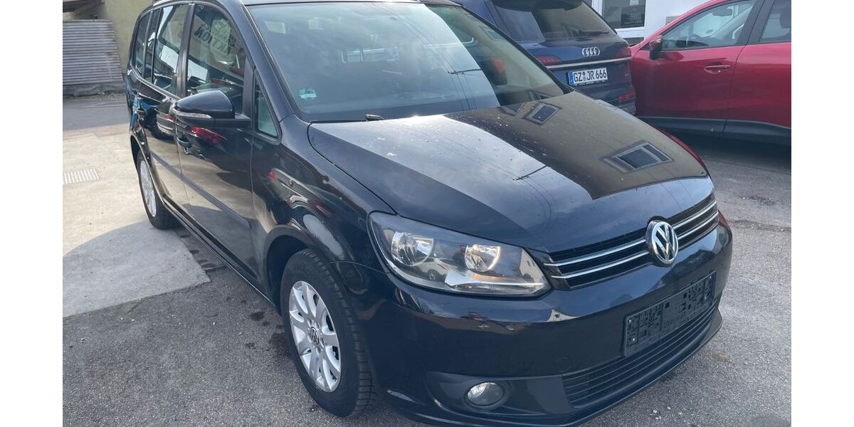 VW Touran 249.000 km 4.940 &euro; Ichenhausen-Hochwang 89335