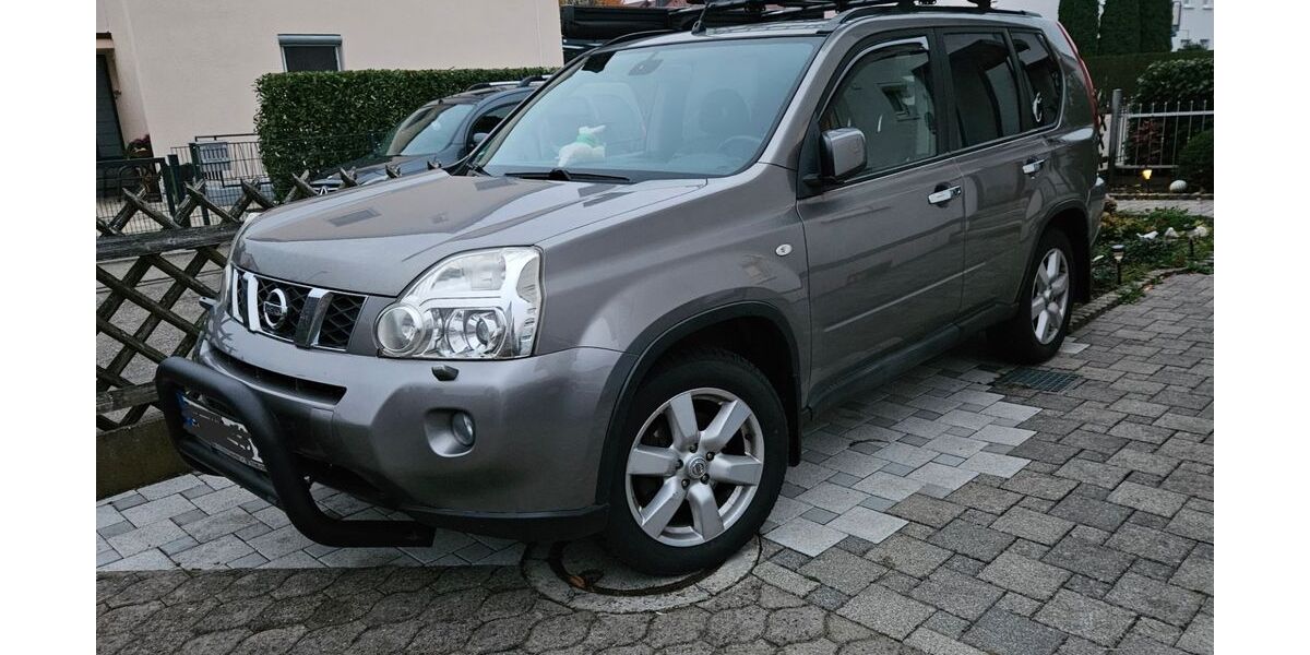 Nissan X-Trail 244.000 km 8.500 &euro; Günzburg 89312