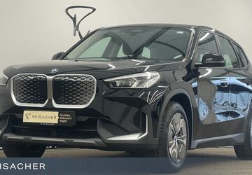 BMW iX1 28.179 km 35.999 &euro; Ulm 89077