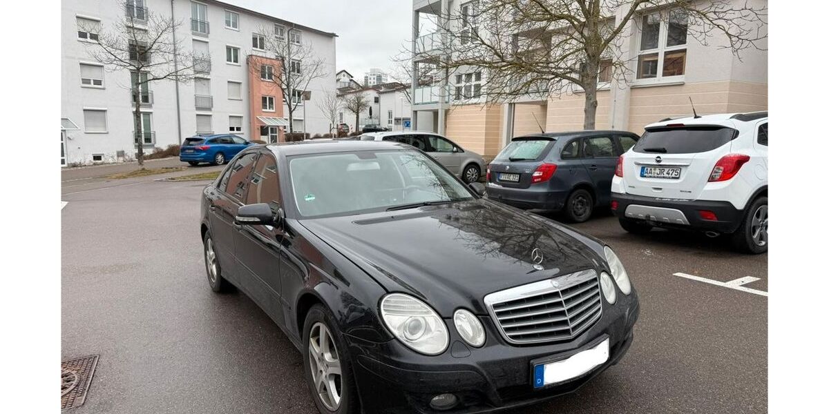 Mercedes-Benz E 280 298.000 km 4.800 &euro; Ulm 89075