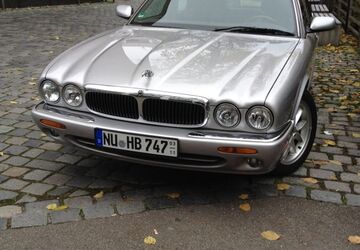 Jaguar XJ8 102.682 km 9.900 &euro; Neu-Ulm 89233