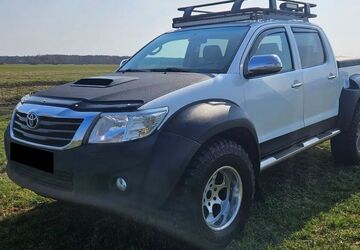 Toyota Hilux 190.939 km 18.500 &euro; Ulm 89081