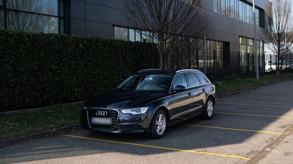 Audi A6 180.000 km 14.950 &euro; Ulm 89077
